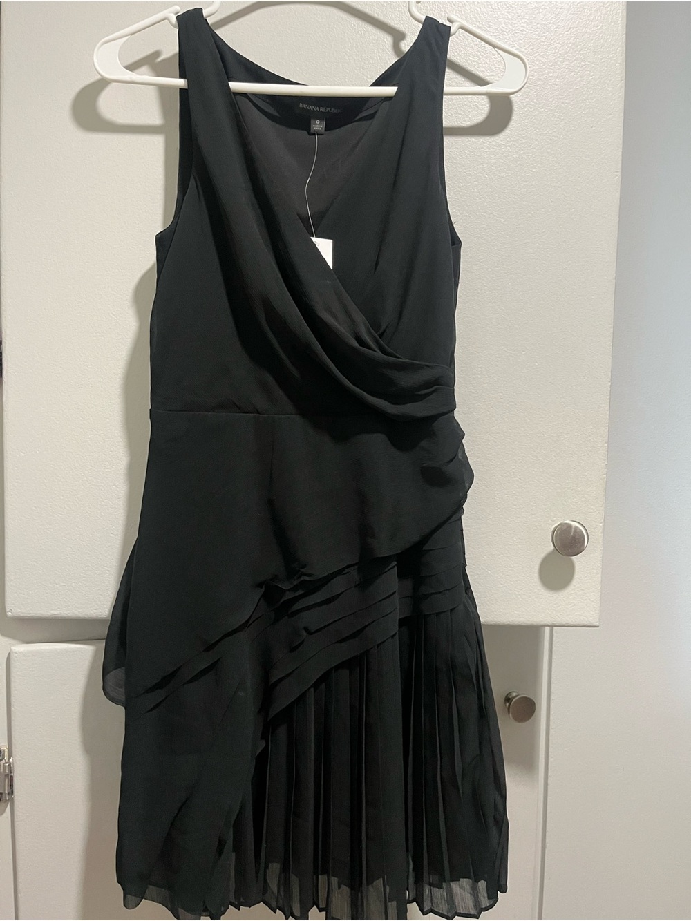 Banana Republic Black Sleeveless Draped Pleated Cocktail Dress